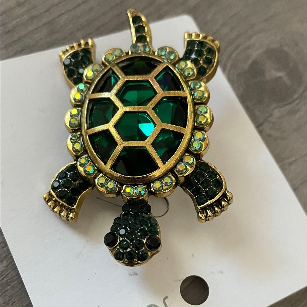 Artisan Green and Gold Turtle Brooch - Picture 4 of 9